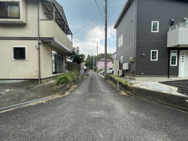 新築戸建・建売　福島市松川町沼袋第2　CRADLE GARDEN　全2棟の前面道路含む現地写真