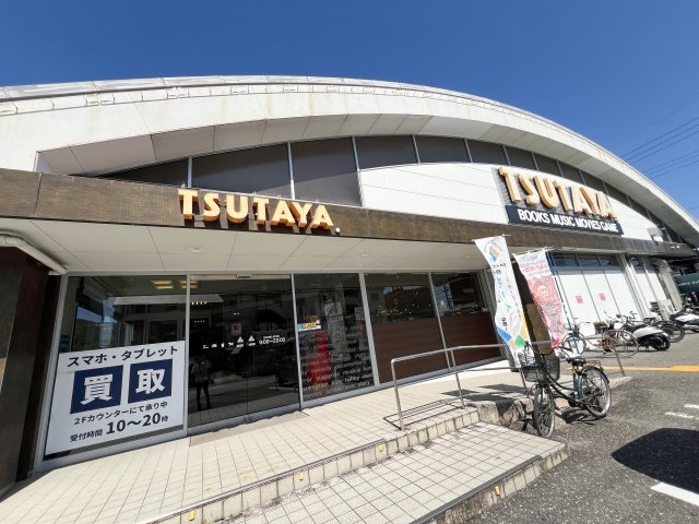 レジアスＮの周辺