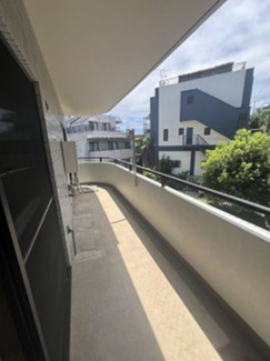 【バルコニー】 | ニューウェルテラス第3日吉 | 【ニューウェルテラス第3日吉】南面の広いバルコニー