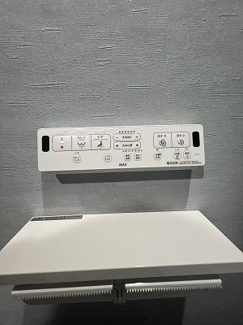 【トイレ】 | ニューウェルテラス第3日吉 | 【ニューウェルテラス第3日吉】温水洗浄便座付トイレ