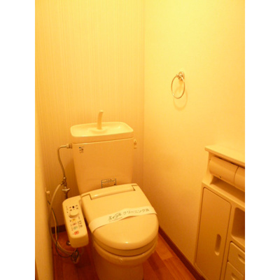 【トイレ】 | スペースフォー | 清潔感のあるトイレです