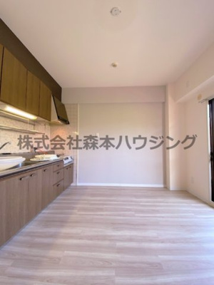 【居間・リビング】 | 　フリーディオ山之上 | きれいな居間です