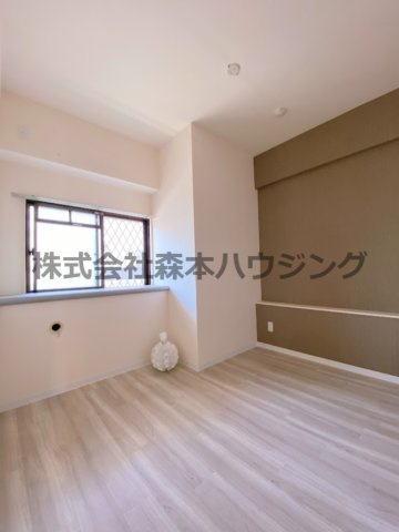 【洋室】 | 　フリーディオ山之上 | 個人の部屋や寝室として使える洋室です