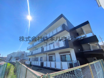 【外観】 | 　フリーディオ山之上 | 落ち着いた雰囲気の外観です