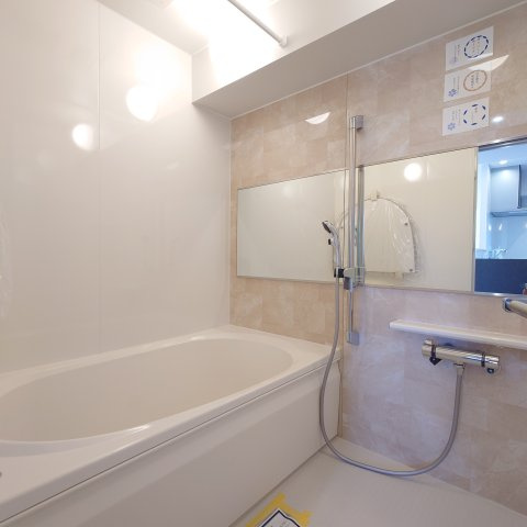 リステージ本郷台プリズムガーデンの浴室