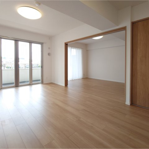 リステージ本郷台プリズムガーデンの居間・リビング