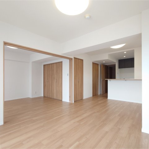 リステージ本郷台プリズムガーデンの居間・リビング