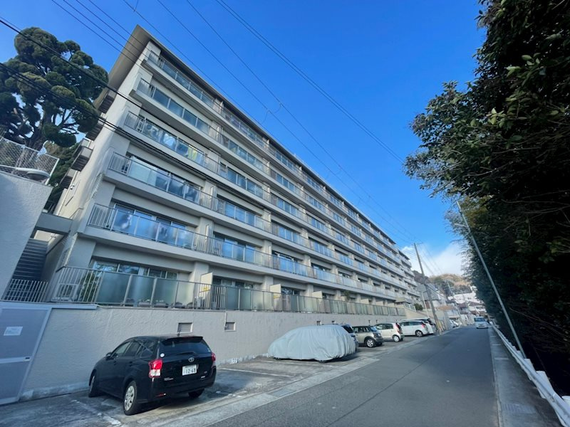 岡本パークマンションの外観