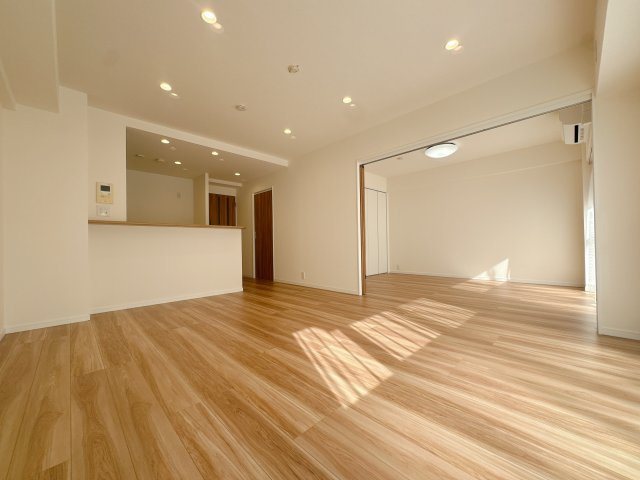 【居間・リビング】 | サンシティ鳥飼☆仲介手数料無料☆