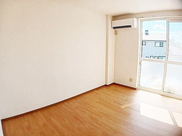 パストラル北上Ⅱの居間・リビング