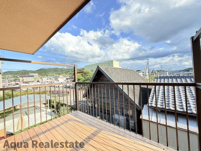 さぬき市志度　リノベ住宅のバルコニー|バルコニー付きです