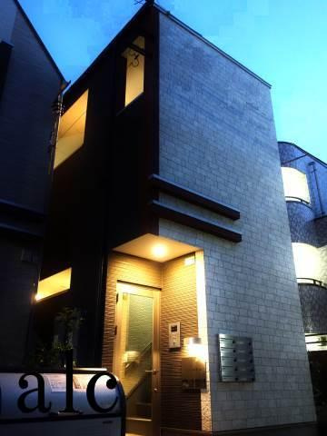 中野区中野１丁目のアパートの外観|STAGE中野　外観　敷金礼金ゼロ☆初期安☆フリーレント付き☆ネット無料☆