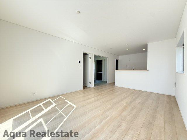 クレイドルガーデン宇多津町第三の居間・リビング|使いやすい居間です