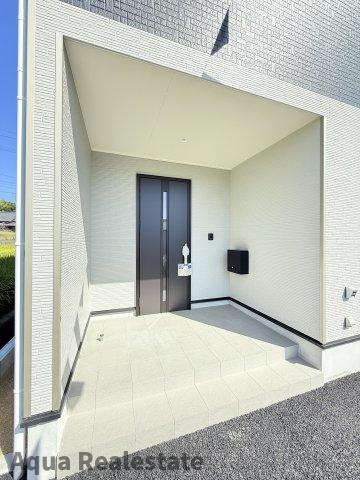 クレイドルガーデン宇多津町第三の玄関|きれいな玄関です