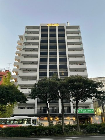 アルファシオ リエンソの外観