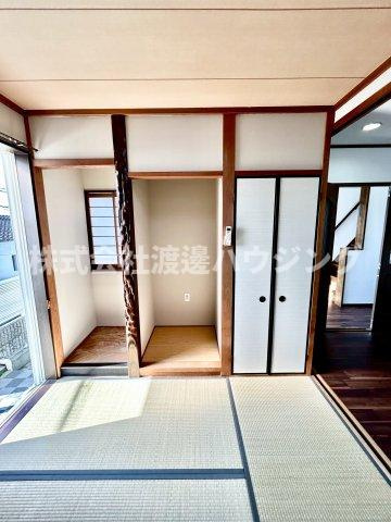 五条町一戸建の収納