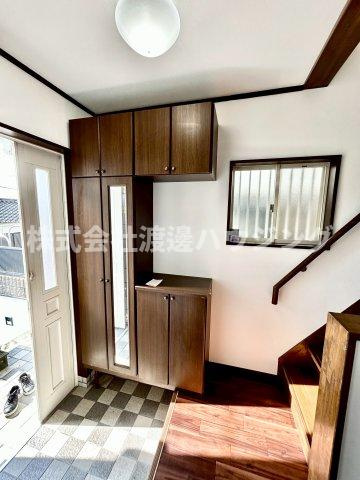 五条町一戸建の収納|玄関収納