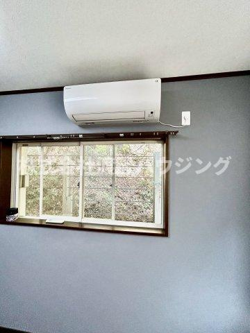 五条町一戸建のその他|窓