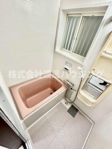 五条町一戸建の浴室