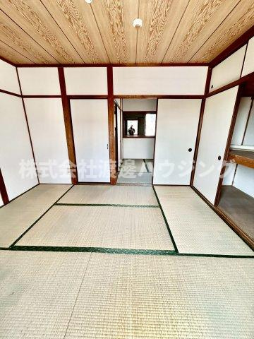 松山町1丁目貸家の寝室