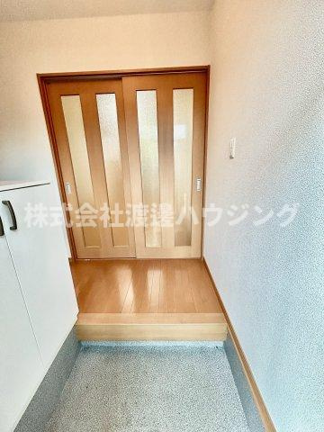 北田テラスハウスの玄関