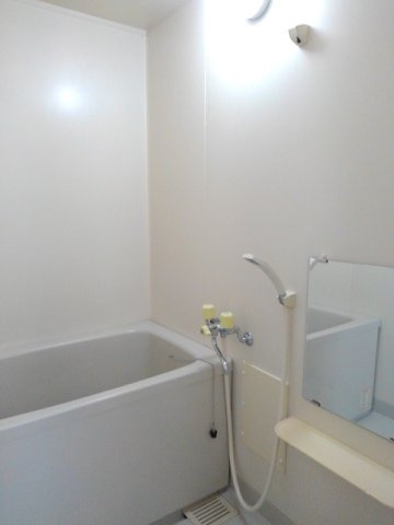 エヴァー・フォーレの浴室|きれいなお風呂です