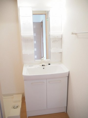 ミストの洗面所|コンパクトで使いやすい洗面所