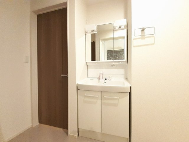 Ｉネット１０Ｂの洗面所|広い洗面スペース