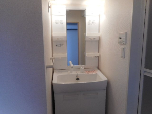 ラポール西庄の洗面所