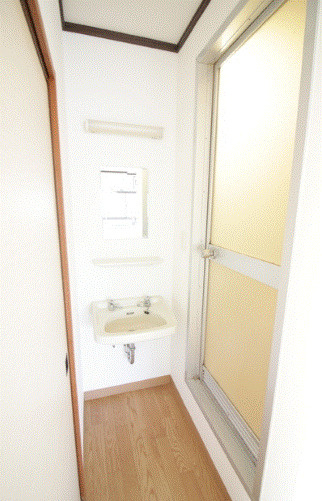 フォーサム・コガの玄関