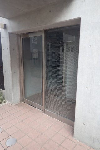 可染館のエントランス