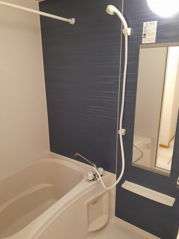 ボヌール　Ａの浴室