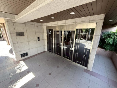 【エントランス】 | マンションリベラル