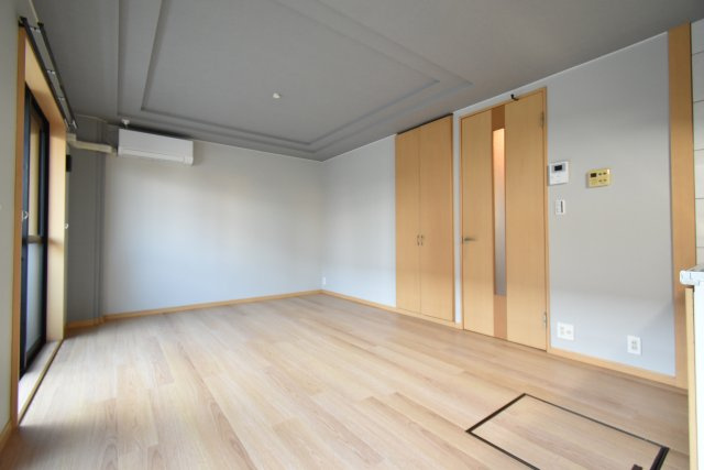 【居間・リビング】 | パル新谷弐番館