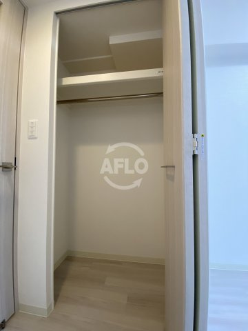 プレサンスOSAKA DOMECITYクロスティの収納|プレサンスOSAKA DOMECITYクロスティ（プレサンスオオサカドームシティクロスティ）　クローゼット