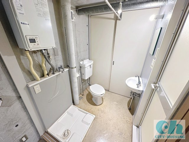 A・S ビル 206号室のトイレ