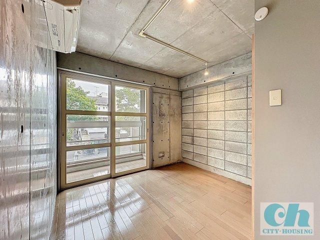 A・S ビル 206号室の居間・リビング