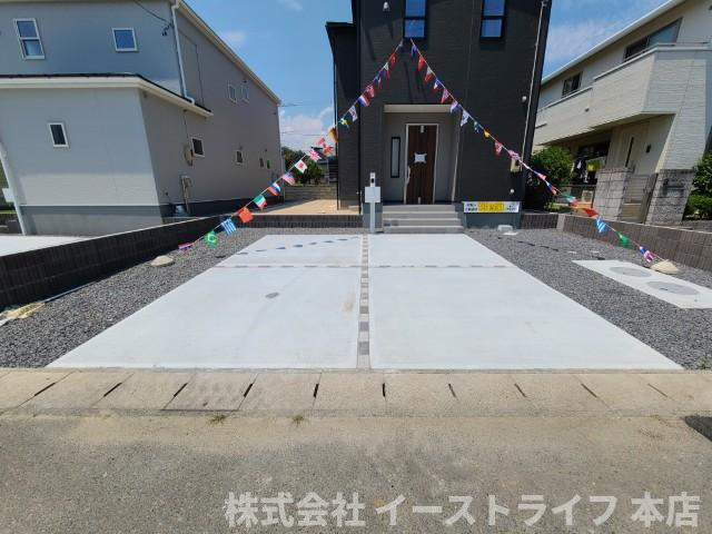 【新築戸建】　いわき市泉もえぎ台第2　全２棟　長期優良住宅　ラスト1棟の駐車場|カースペースです。3台の駐車が可能！！
