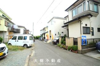 【前面道路含む現地写真】