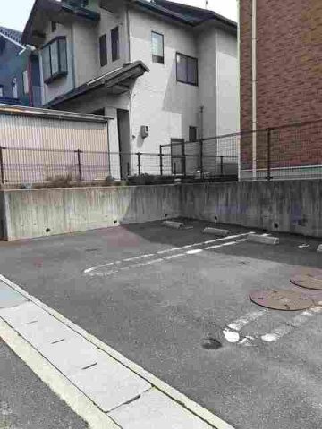 ベル・オ－ブの駐車場|駐車場完備です