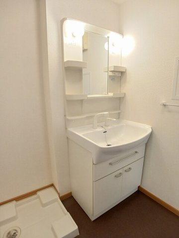 セリ－ノ・カ－サ　Ｂの洗面所|使いやすい洗面所です