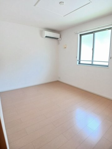 セントラル・マージュのその他