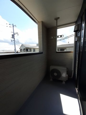 クローバーティアラ　Ａのバルコニー|開放的で明るい空間を演出してくれるバルコニーです