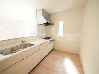 【キッチン】 | 現地写真（キッチン）人気の対面キッチン♪