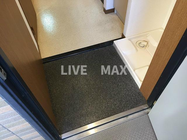 【玄関】ベラジオ河原町御池 
