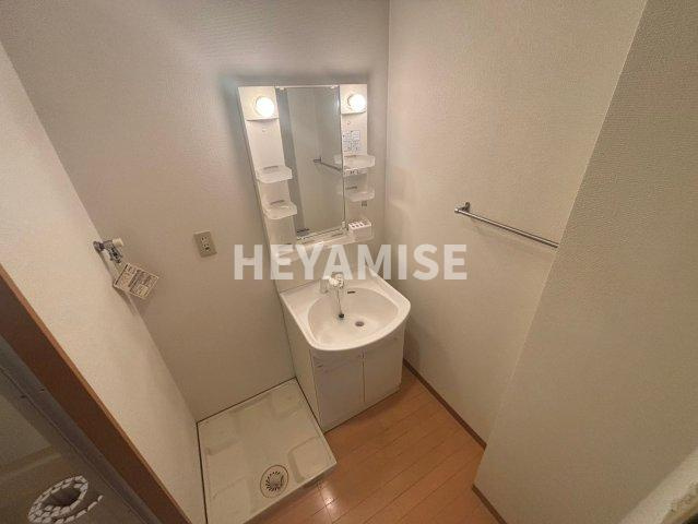 ルネス・ディアコートの洗面所|※室内画像は別号室のもの