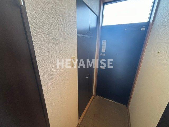 ルネス・ディアコートの玄関|※室内画像は別号室のもの