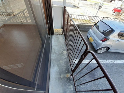 【バルコニー】 | ルンビニーＤ