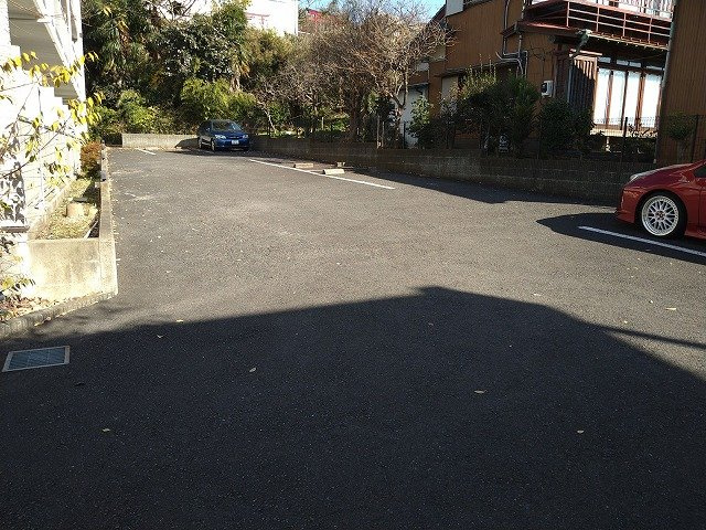 【駐車場】 | レオパレスヨロズヤＣ | 6台管理