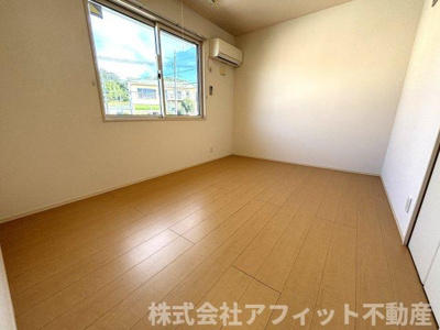 【寝室】 | フェリーチェ B棟 | 洋室6帖